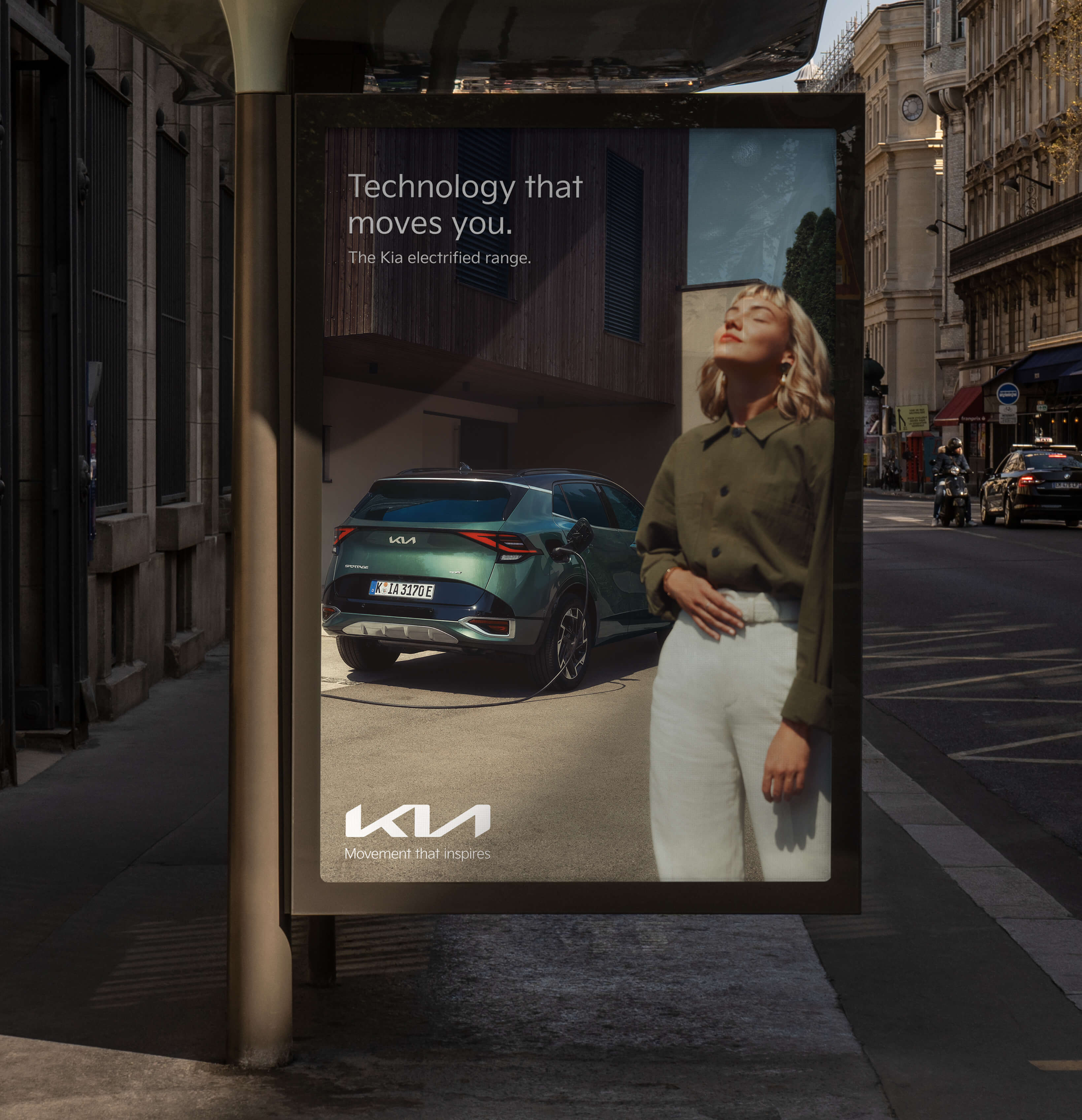 KiaElectricRange_OOH_02